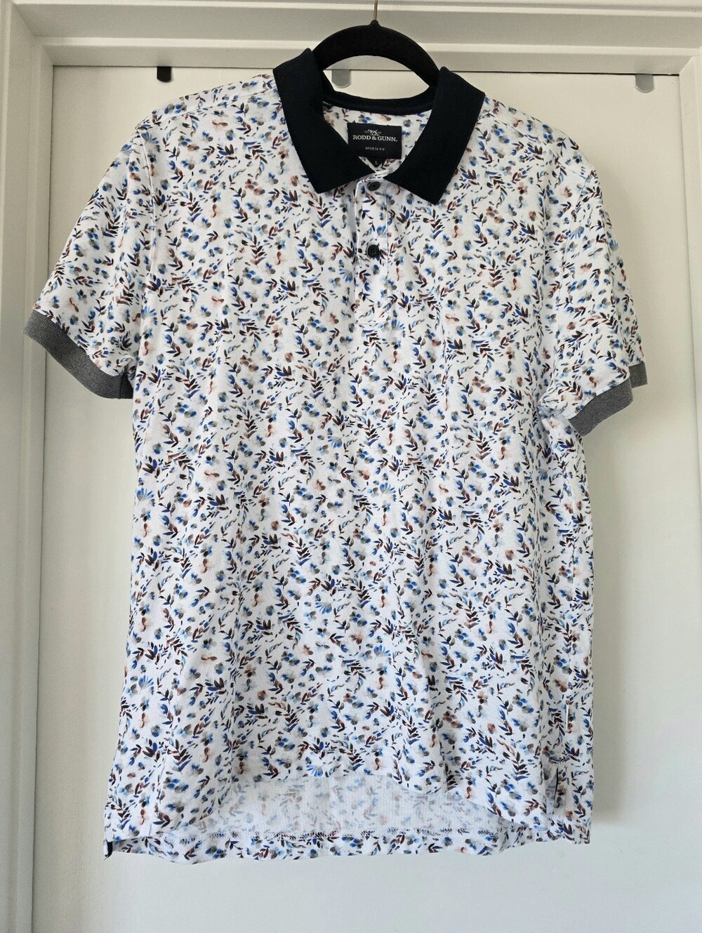 Rodd & Gunn Men Sports Fit Polo Shirt Whitestone Floral Print Size L 100% Cotton
